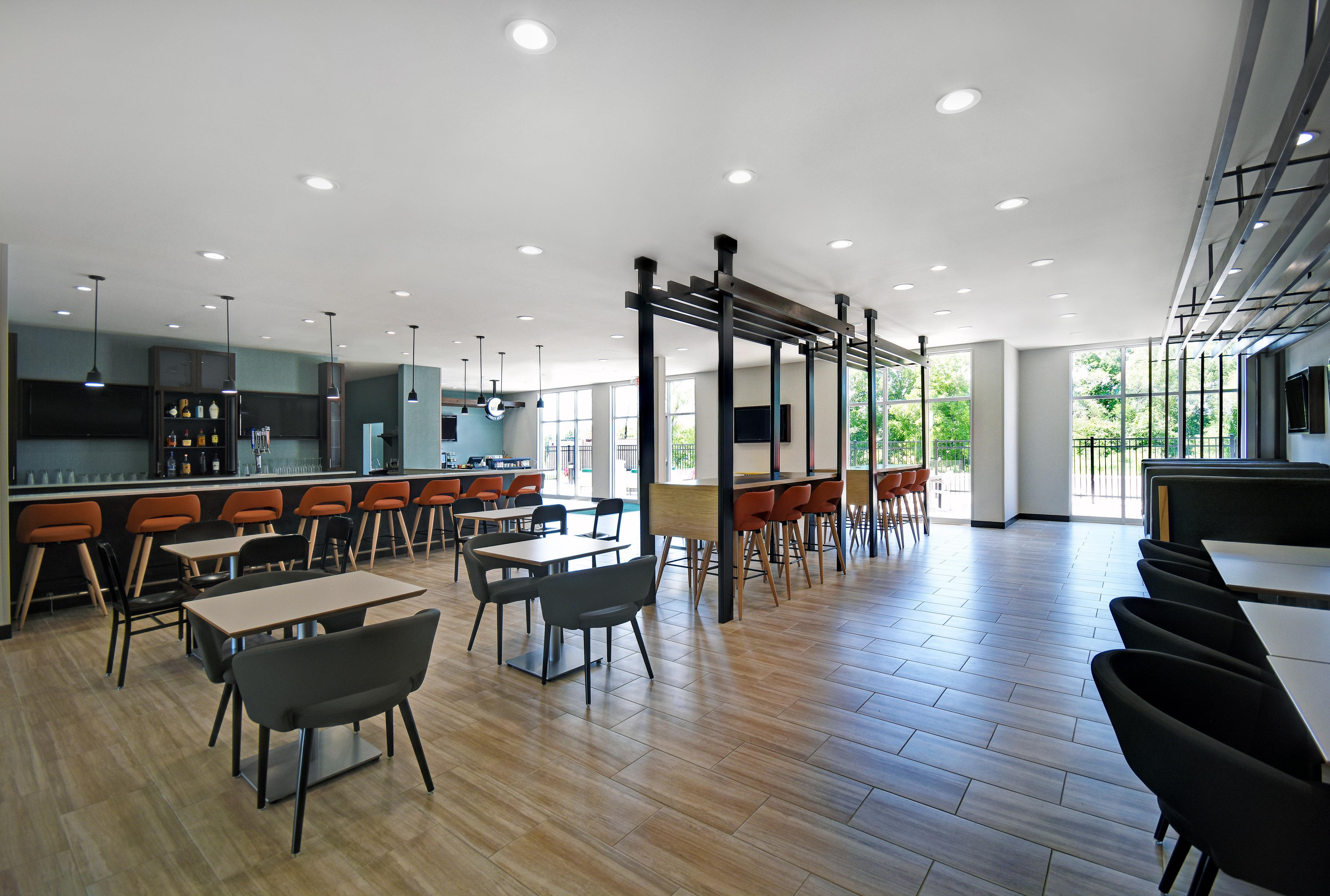 Holiday Inn Grand Rapids North - Walker By Ihg Exterior photo