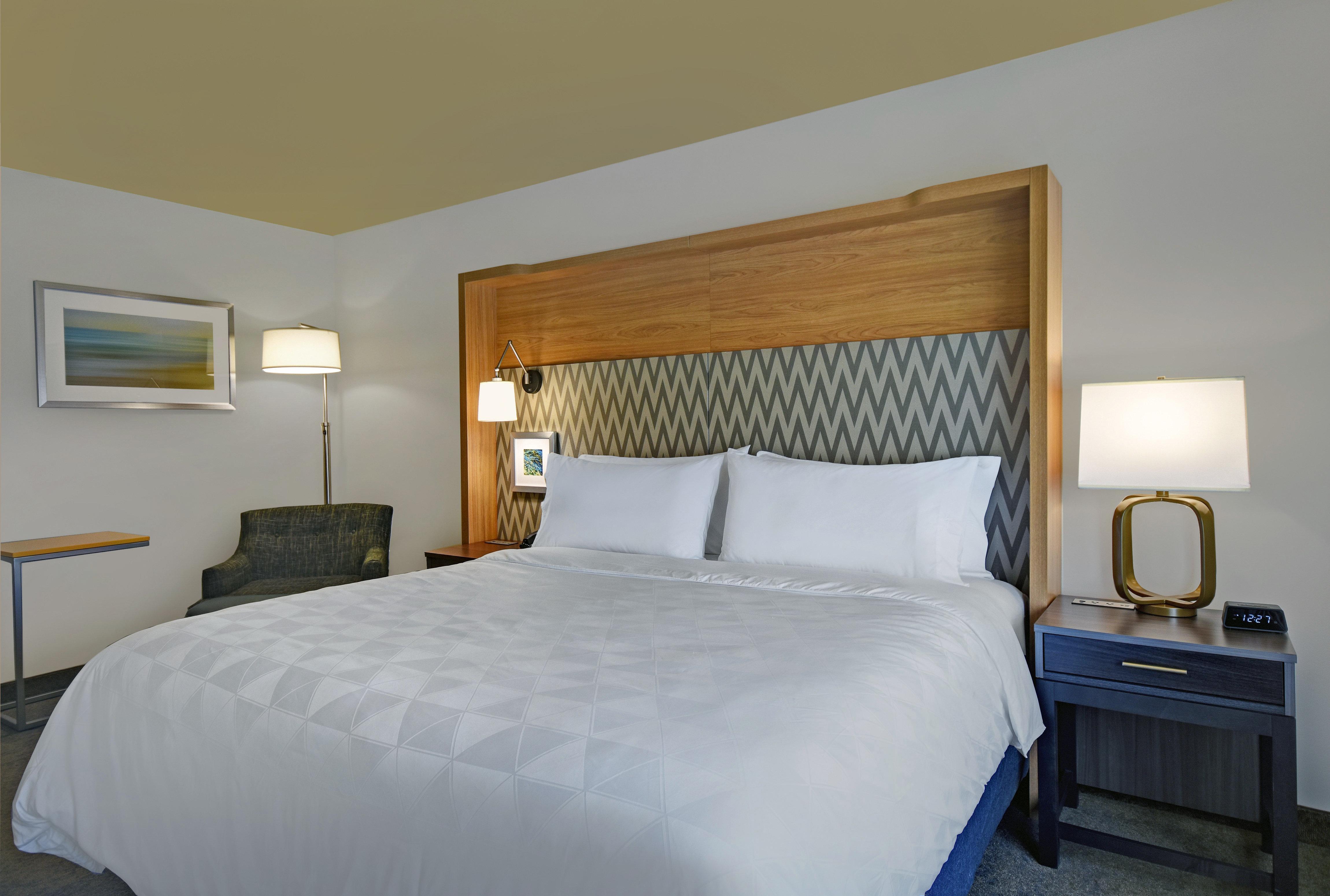 Holiday Inn Grand Rapids North - Walker By Ihg Exterior photo